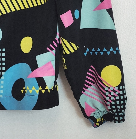 Super Massive Women's Printed Multi-colored Hooded Windbreaker Zip Front Sz S - Picture 2 of 11